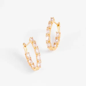 Aretes argolla en baño de oro con piedras toque brillante