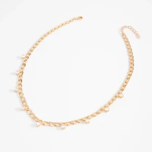 Collar con piedras en tono cristal