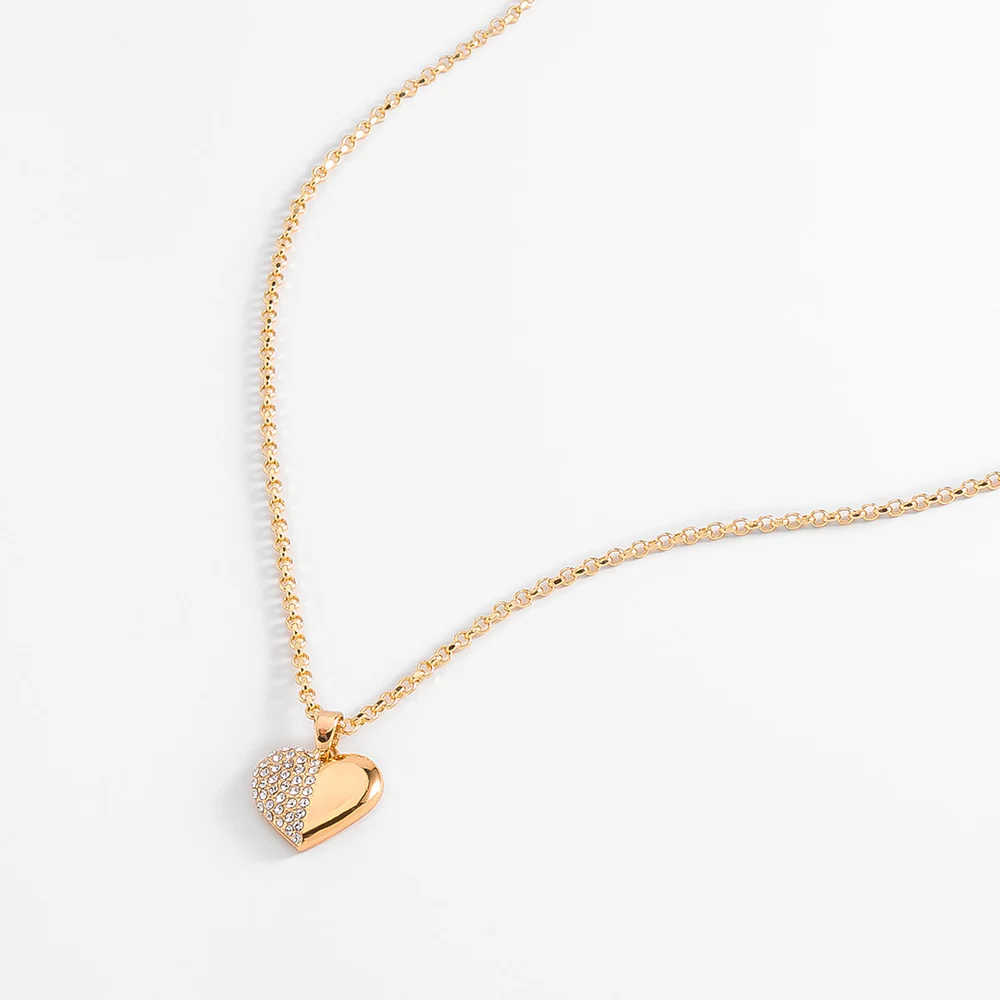 Collar con dije corazón asimétrico brillante