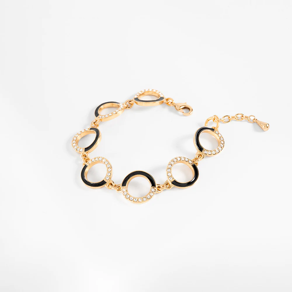 Pulsera fina con círculos